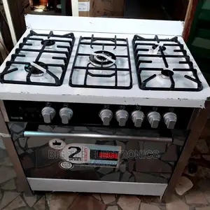 Semi Industrial Scanfrost 5burners Cooker