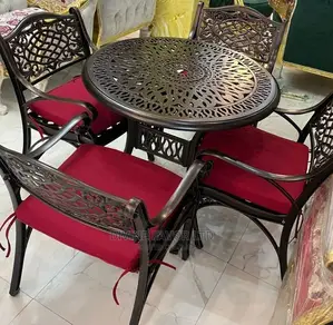 Best Quality Metal Dinning Set With 4 Chairs