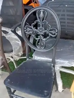 Quality Chivalry Chair