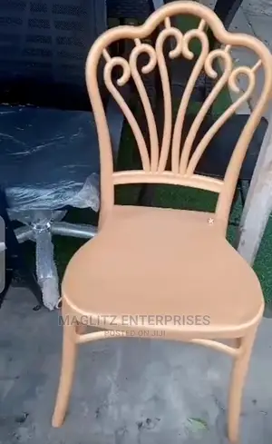 Quality Plastic Chivalry Chair