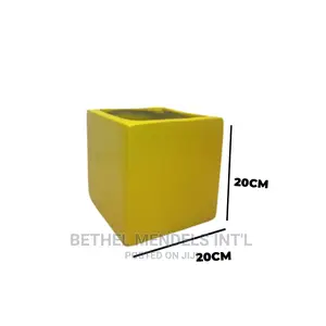 Bulk Sales of Small Fiberglass Flower Pots at Bethelmendels