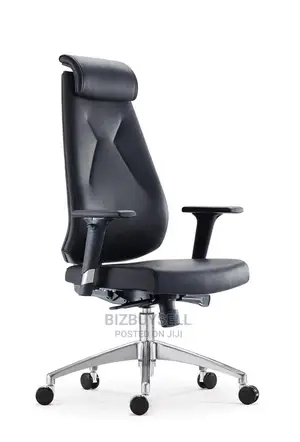 Quality Executive Adjustable Swivel Leather Office Chair.