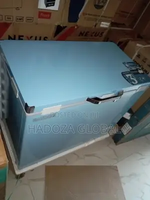 Scanfrost 250liters Chest Freezer SFL250 ECO Finishlock Key