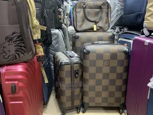Set of Quality Lv Imported Traveling Luggage