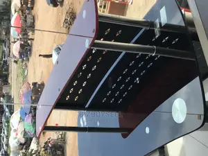 Reception Desk/Table