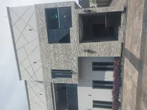 5bdrm Duplex in Gwarinpa for sale