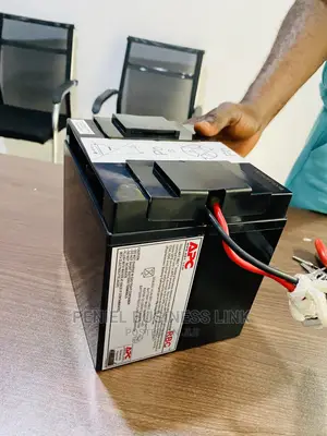APC 18ah 12volts UPS Battery 2 in 1