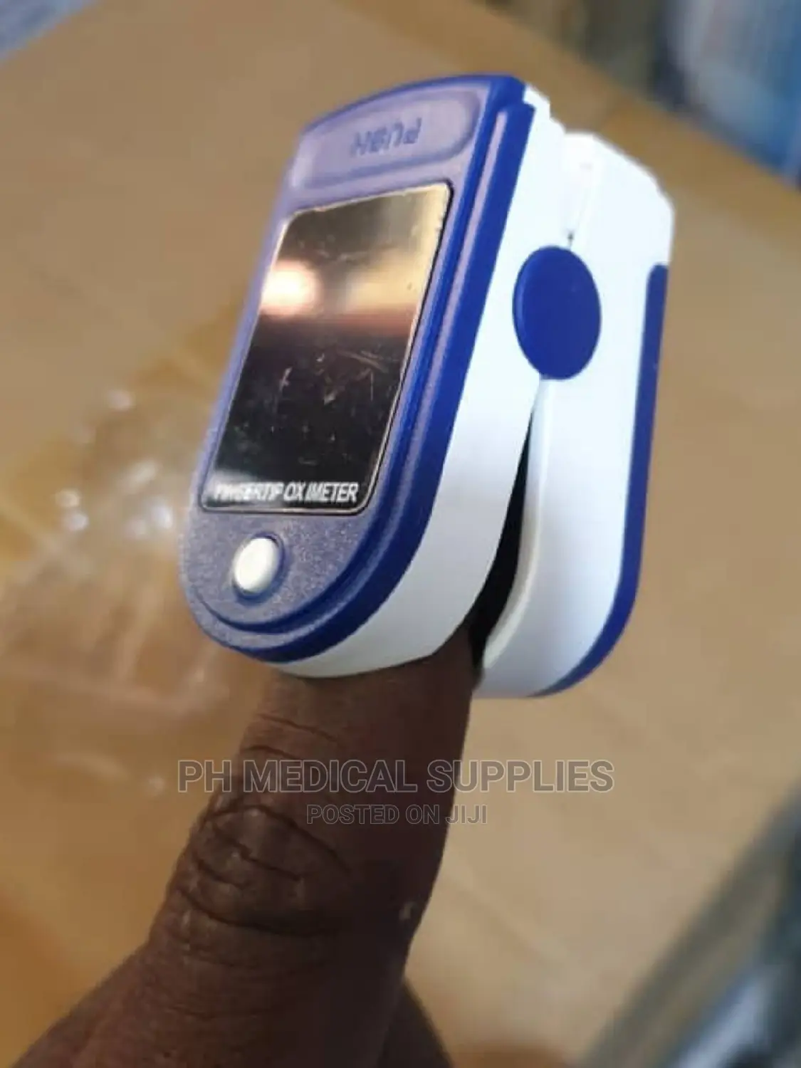 Fingertip Pulse Oximeter