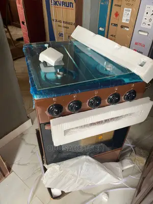 Skyrun (4 Gas Burner With Larger Oven) Gas Cooker