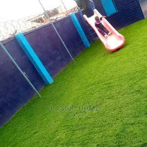 Classic Synthetic Green Grass