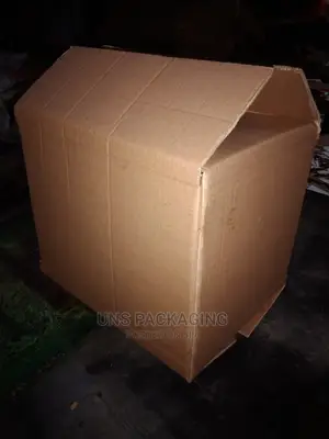 Plain Big Brown Carton Boxes.