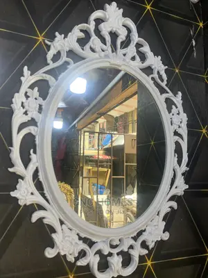 White Mirror