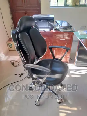 Quality Office (Kidney) Chairs