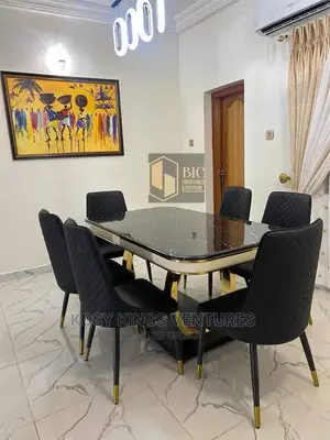Luxurious Black Marble Dinning Set