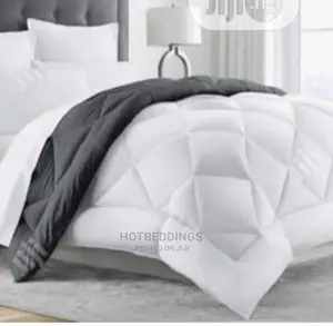 White/ Black Duvet Complete Set