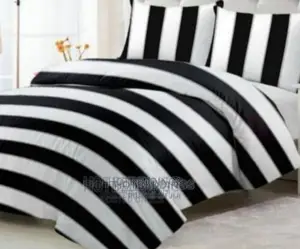 Quality Duvet, Bedspread And 4 Pillowcases