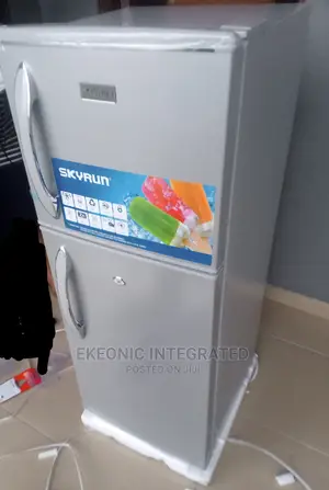 180 Top Freezer (Skyrun)