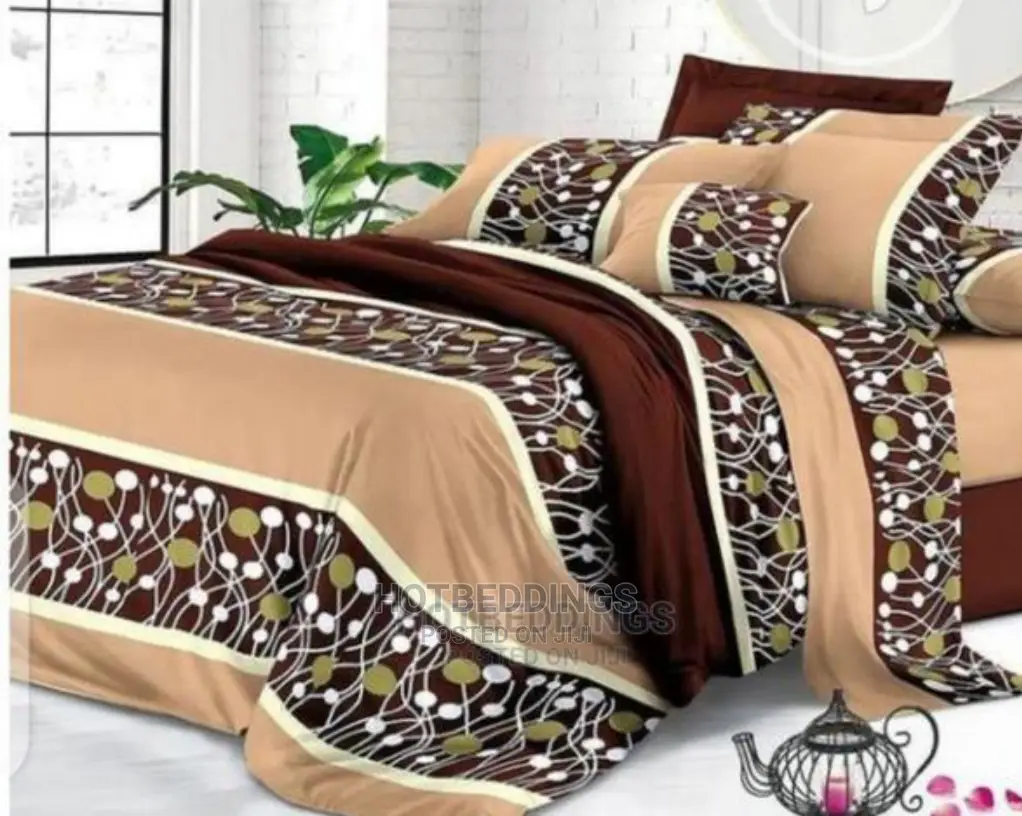 Durable Duvet, Bedspread And 4 Pillowcases