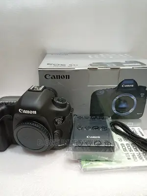 Canon Eos 5d Mark Iii Digital SLR Camera