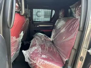 New Toyota Hilux 2023 Gray