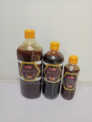 Pure Raw Organic Honey From Farm (No Additives)