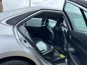 Toyota Camry 2015 Silver