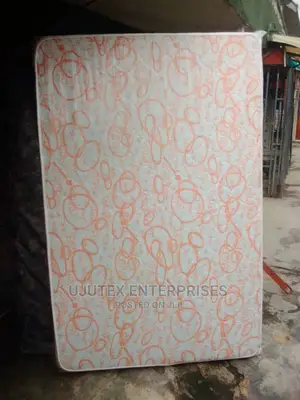 4x8 Diamond Mattress,18 Density It Has One Year Warranty