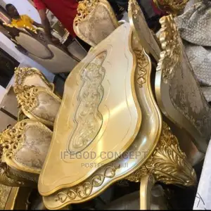 Royal Dining Set