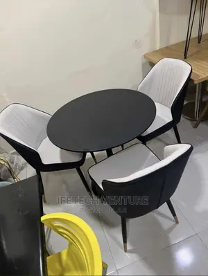 Seat Out Table and Chairs