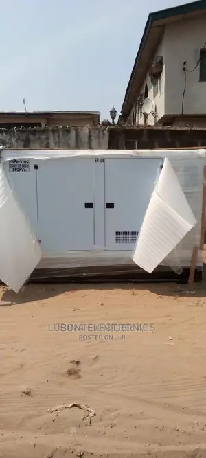 Brand New Perkins 350kva Soundproof DIESEL Silent Generator