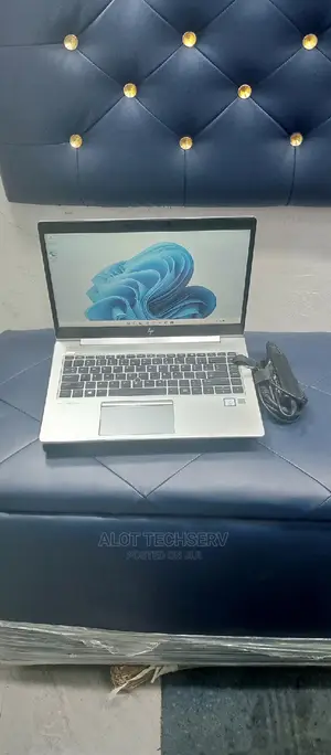 Laptop HP EliteBook 830 G6 16GB Intel Core i7 SSD 512GB