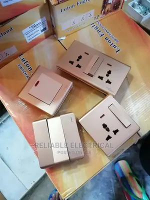 Gold Coloured Sockets 13apms