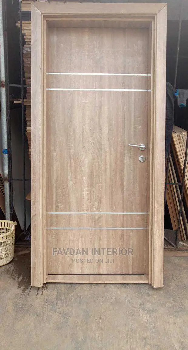 Switch HDF Flush Door