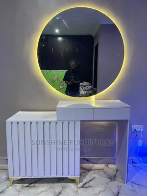 Modern Dressing Mirror and Table