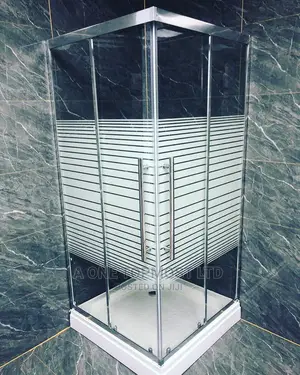 Cubicle Shower