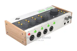 Universal Audio Volt 476P Portable 4×4 USB Audio/Midi