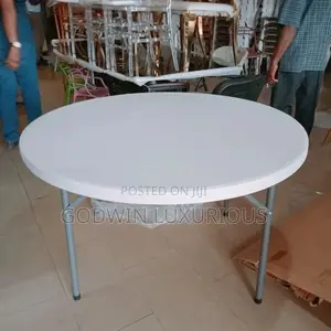 Banquet Table