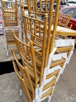 Chiavari Chairs