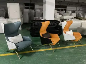Luxurious Sofa Chair With Cushion