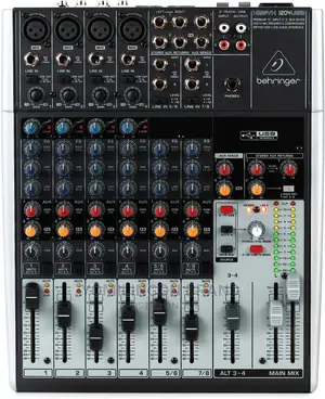Behringer Xenyx 1204 USB