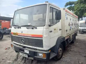 Mercedes-Benz Ice Cream Truck 2006 White