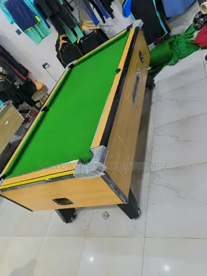 7_ft Marble Top Green Snooker With Coin