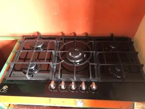 G S Inbuilt Gas Cooker 5 Burner Glass