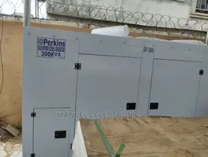 (300kva) Brand New Perkins Diesel Soundproof Generator 2year