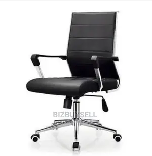 Quality Executive Adjustable Swivel Leather Office Chair.