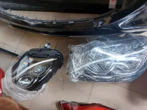 Mercedes-Benz C300 2015,2016,2017 Headlights to LED Lights