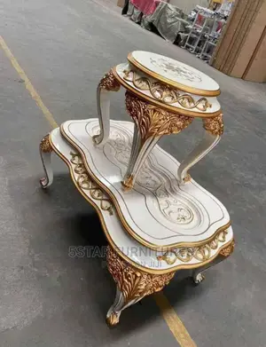 Royal Table