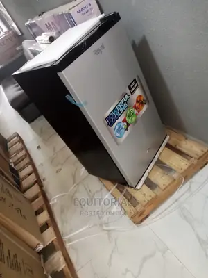 ROYAL RBC/100 Single Door 90l Refrigerator