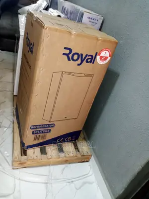 Royal RBC/100 Refeigerator 90 Litres