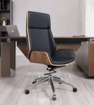 Luxury Executive High Back Executive Swivel Mesh Office Chairs.